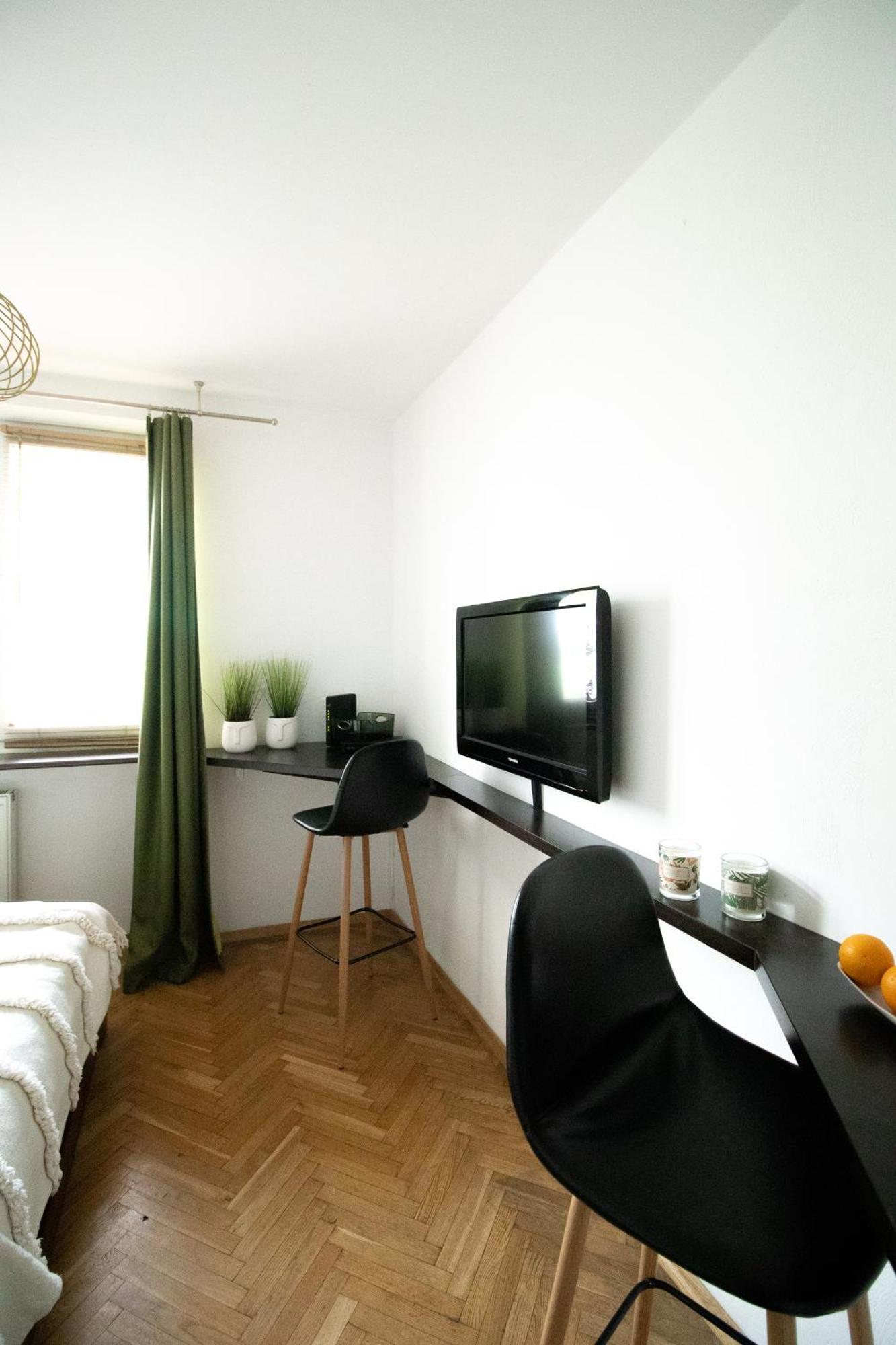 ורשה Piotrapartments - Daleka Cozy Train&Airport Apartment מראה חיצוני תמונה