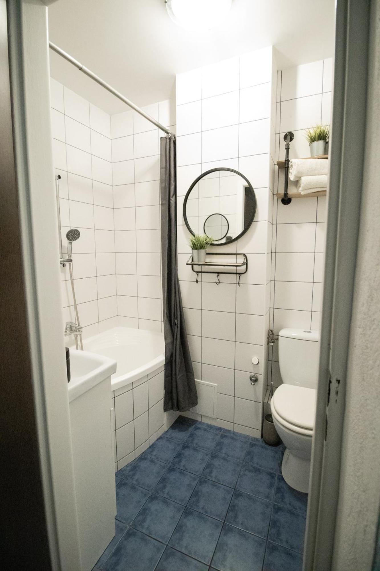 ורשה Piotrapartments - Daleka Cozy Train&Airport Apartment מראה חיצוני תמונה