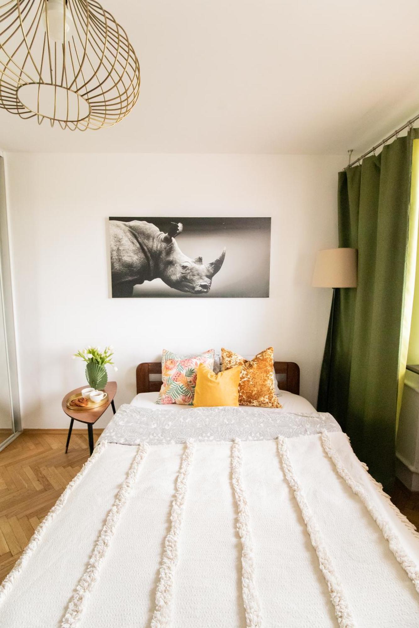 ורשה Piotrapartments - Daleka Cozy Train&Airport Apartment מראה חיצוני תמונה