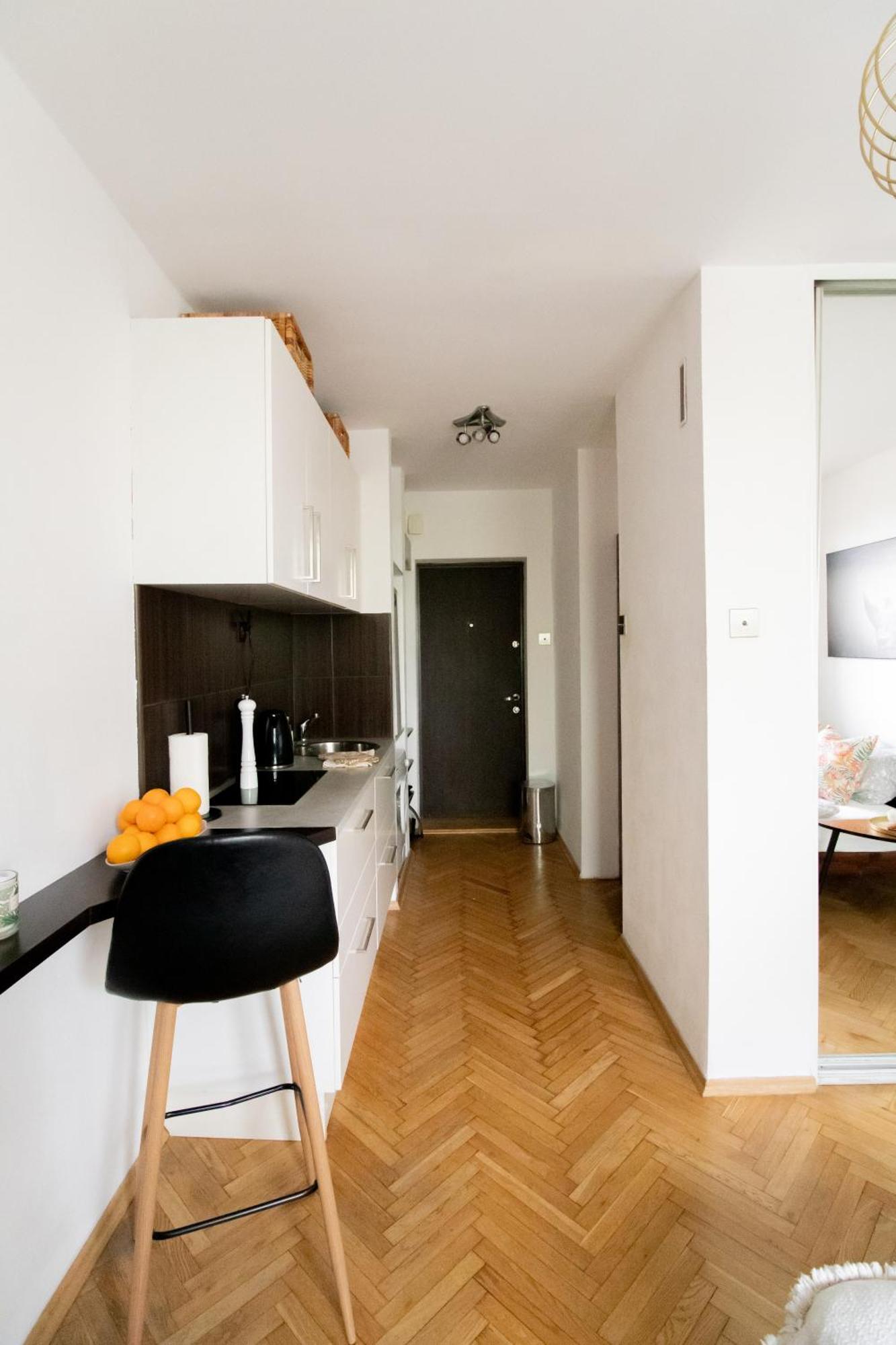 ורשה Piotrapartments - Daleka Cozy Train&Airport Apartment מראה חיצוני תמונה